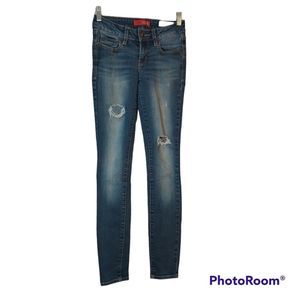 Medium Rise Curvy Skinny Guess Jeans